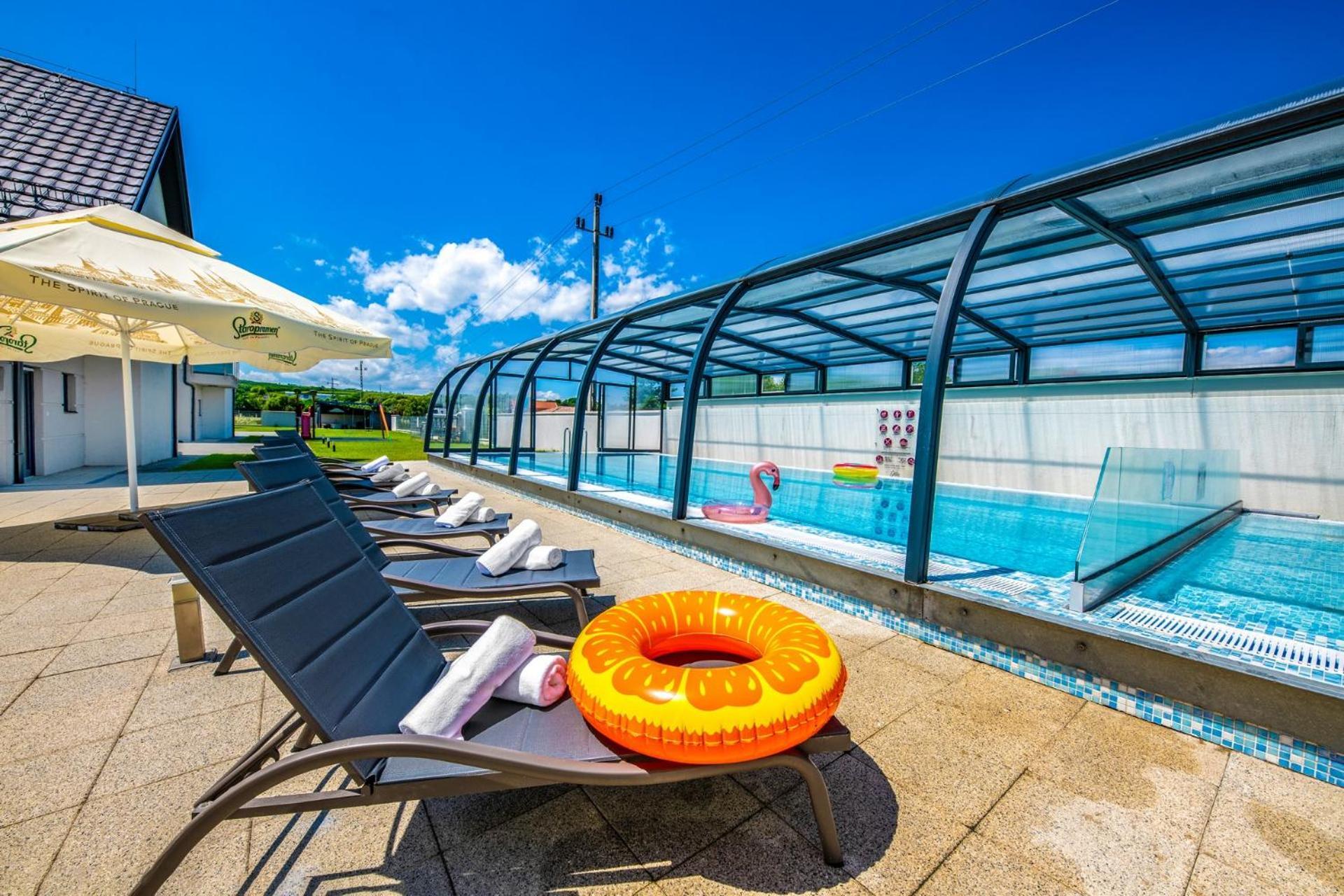 Villa Cuvee Egerszalok Luaran gambar