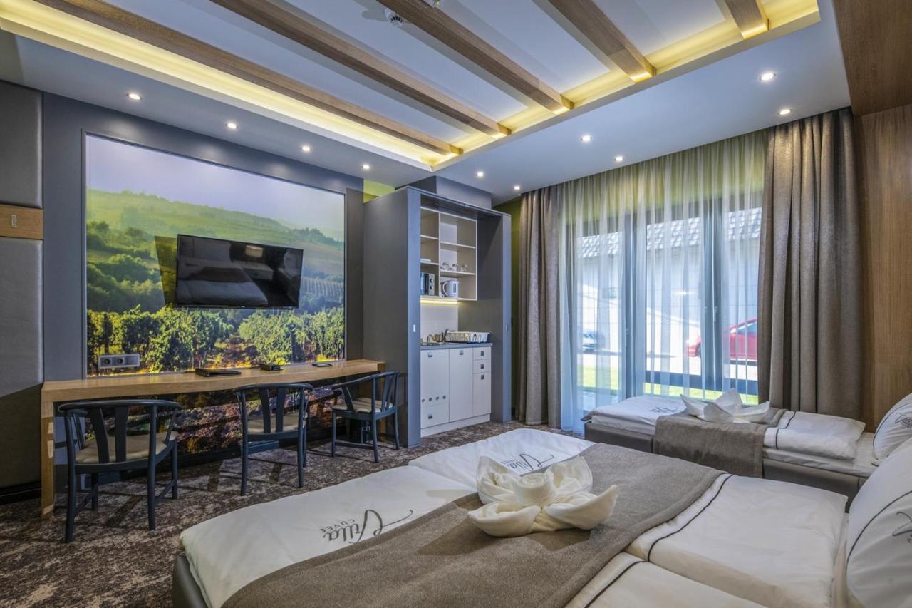 Villa Cuvee Egerszalok Luaran gambar