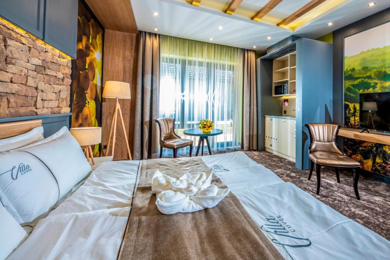 Villa Cuvee Egerszalok Luaran gambar