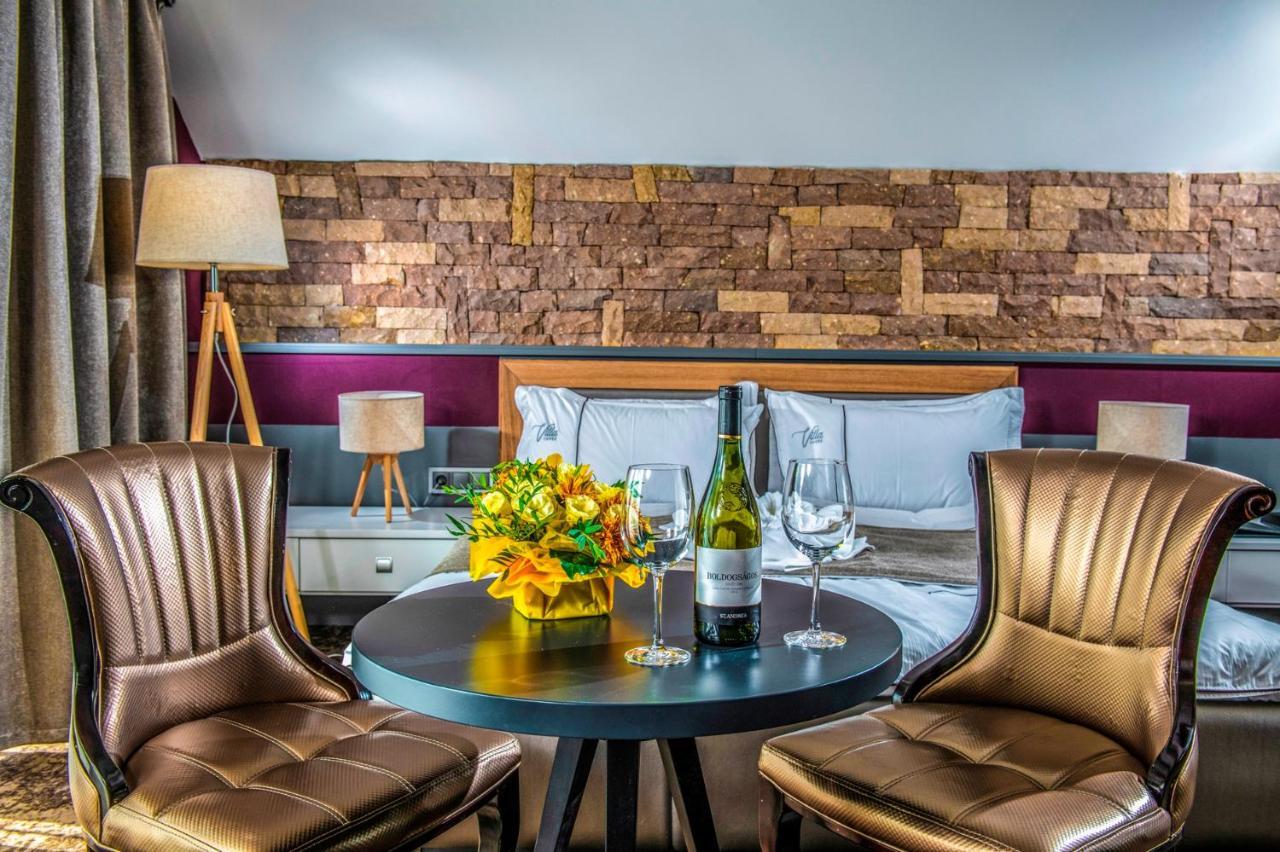 Villa Cuvee Egerszalok Luaran gambar